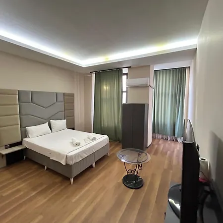 Ξενοδοχείο Taxim 34 *