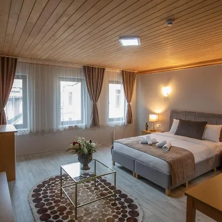 Taxim 34 * Istanbulská provincie